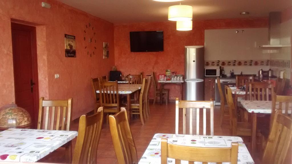 Hostal A La Sombra Del Laurel Navarrete Exterior foto